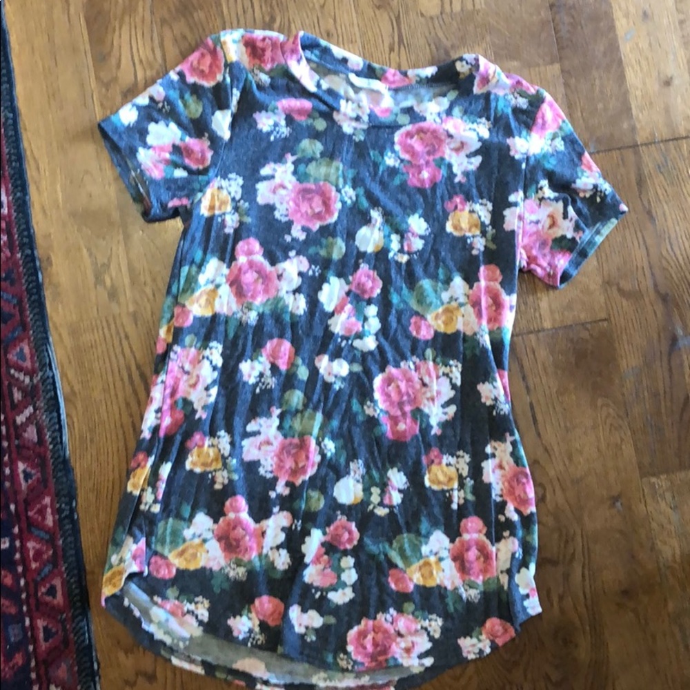 Small Floral Tee